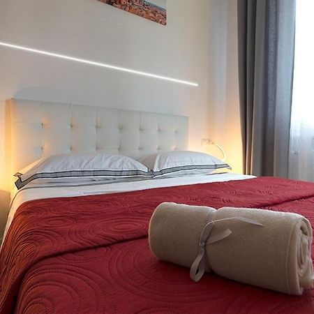 Triumvirato Rooms Bologna Exteriör bild