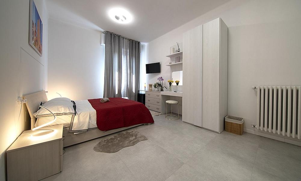 Triumvirato Rooms Bologna Exteriör bild